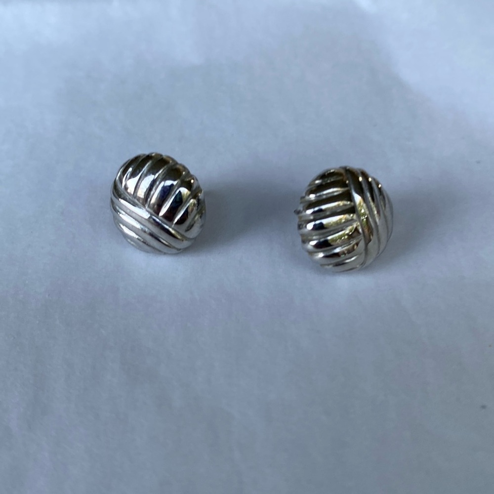 Pretty silver earrings